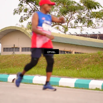 Runner Photo 7543541