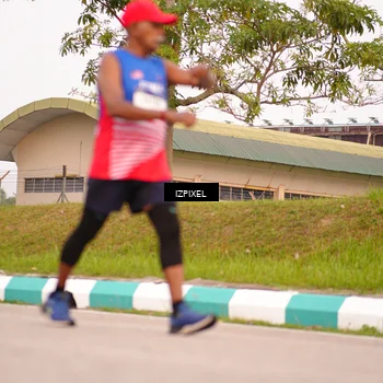 Runner Photo 7543542