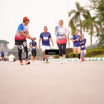 Runner Photo 7543545