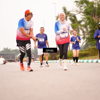 Runner Photo 7543553