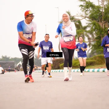 Runner Photo 7543557