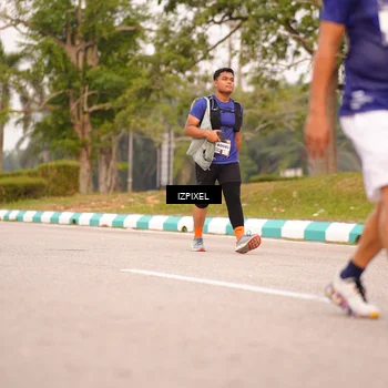 Runner Photo 7543577