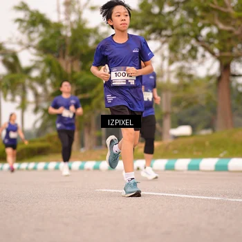 Runner Photo 7543601