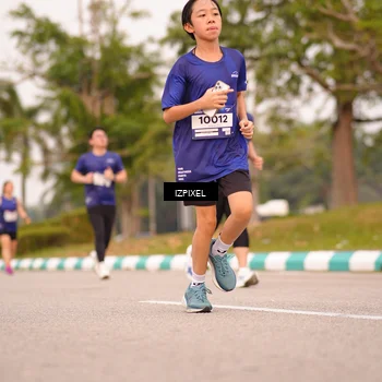 Runner Photo 7543605