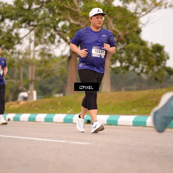 Runner Photo 7543606