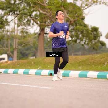 Runner Photo 7543612
