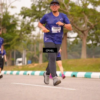 Runner Photo 7543626