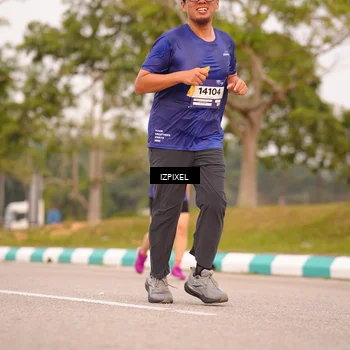 Runner Photo 7543628