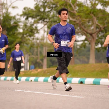 Runner Photo 7543629