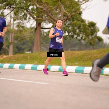Runner Photo 7543631