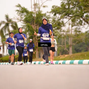 Runner Photo 7543648