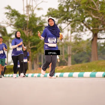 Runner Photo 7543655
