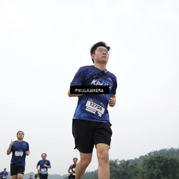 Runner Photo 7543661