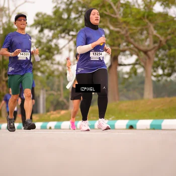 Runner Photo 7543663
