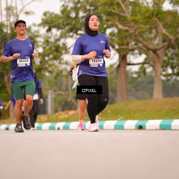 Runner Photo 7543664