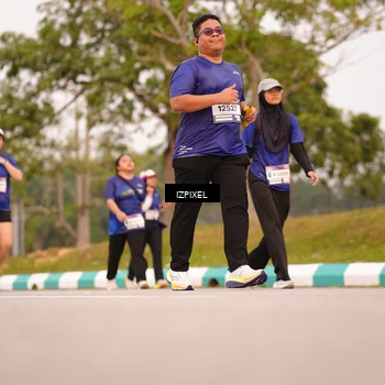 Runner Photo 7543680