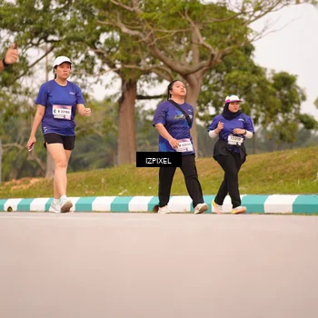 Runner Photo 7543683