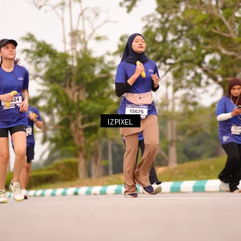 Runner Photo 7543694