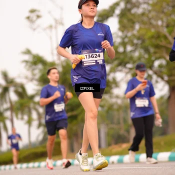Runner Photo 7543699