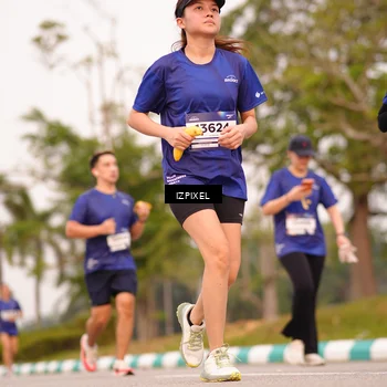 Runner Photo 7543705