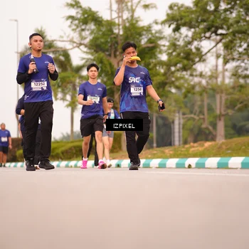 Runner Photo 7543710