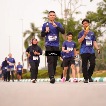 Runner Photo 7543712