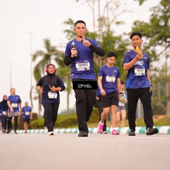 Runner Photo 7543715
