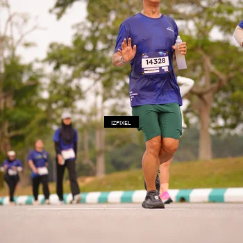 Runner Photo 7543730