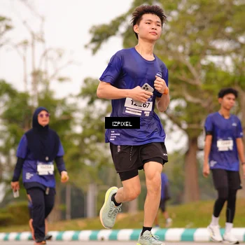Runner Photo 7543747