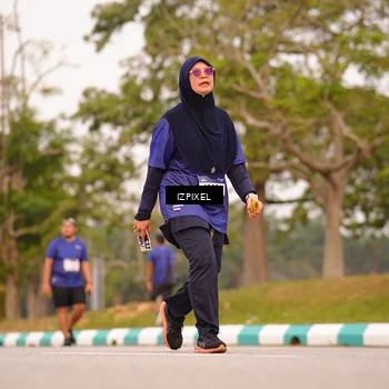 Runner Photo 7543751