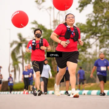 Runner Photo 7543765