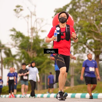 Runner Photo 7543770