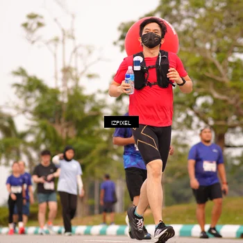 Runner Photo 7543771