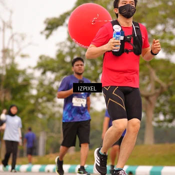 Runner Photo 7543773
