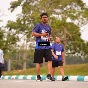 Runner Photo 7543775