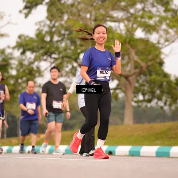Runner Photo 7543790