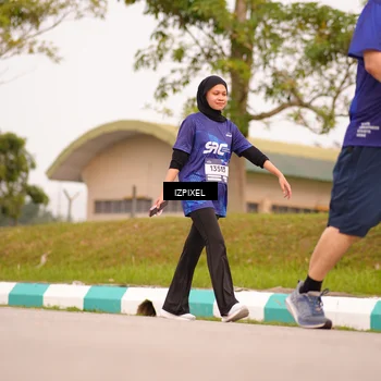 Runner Photo 7543818
