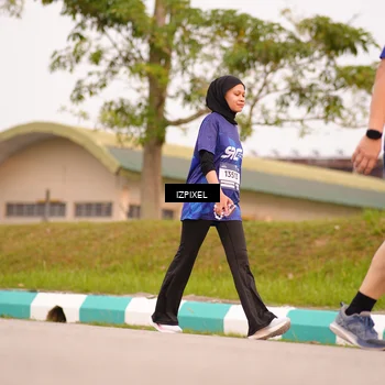Runner Photo 7543825