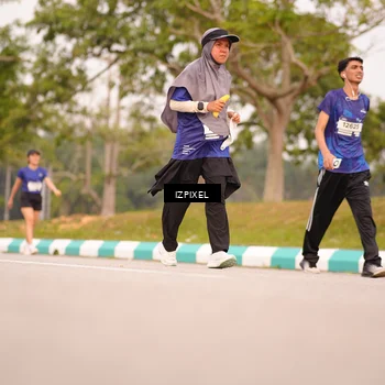 Runner Photo 7543841
