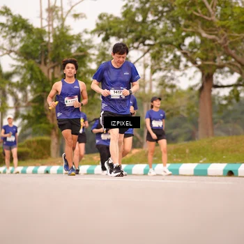 Runner Photo 7543845