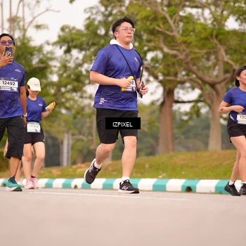 Runner Photo 7543853