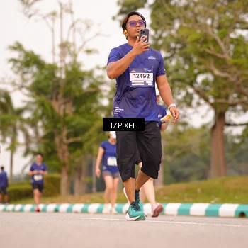 Runner Photo 7543860