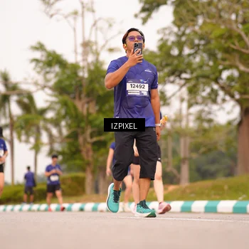 Runner Photo 7543863
