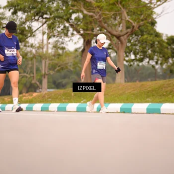 Runner Photo 7543864