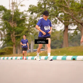 Runner Photo 7543868