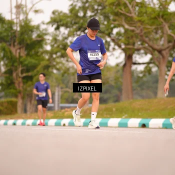 Runner Photo 7543869
