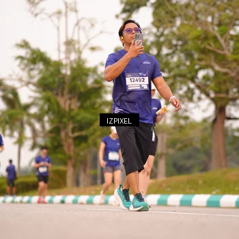 Runner Photo 7543870