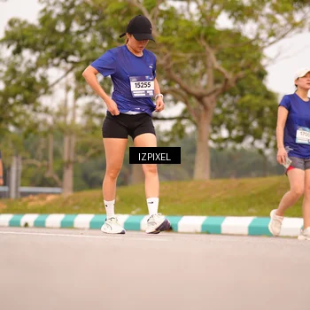 Runner Photo 7543872