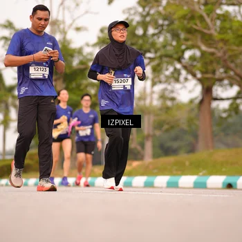 Runner Photo 7543876