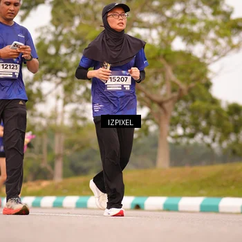 Runner Photo 7543886